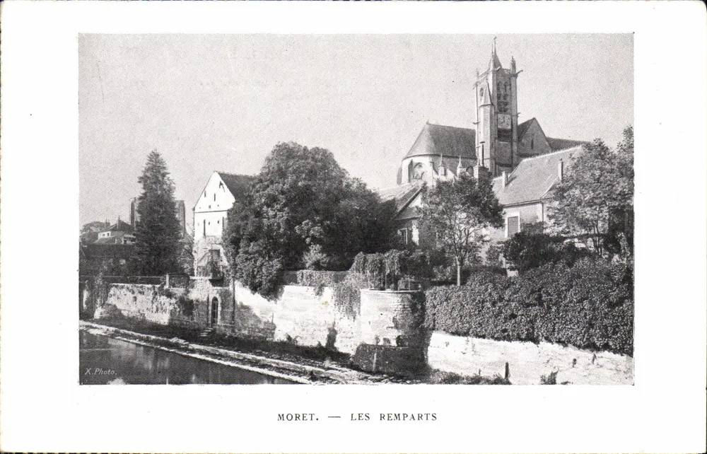 Moret — Os muros — X.Photo - Frente