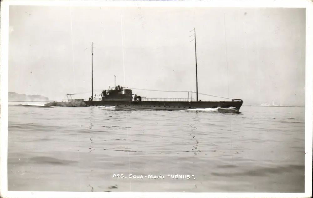 Submarino "VÉNUS" — Edición Gliché en Toulon, N° 245 - Anverso