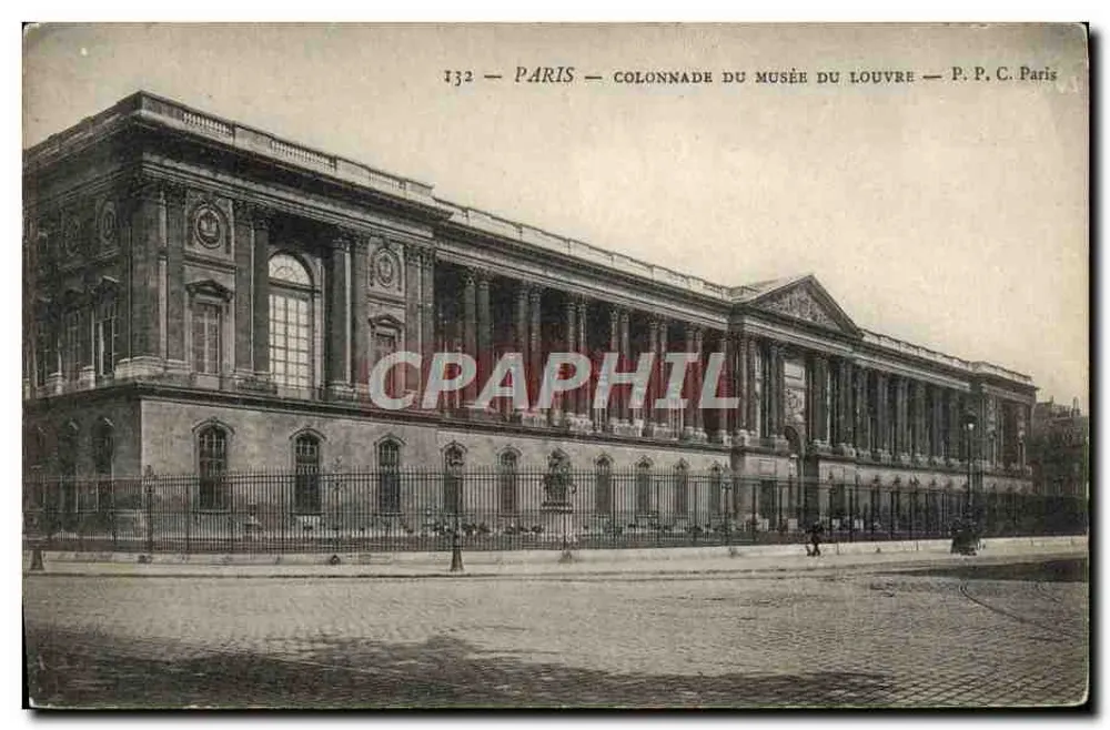 Paris — Colunata do museu do Louvre — P.P.C. Paris n°132 - Frente