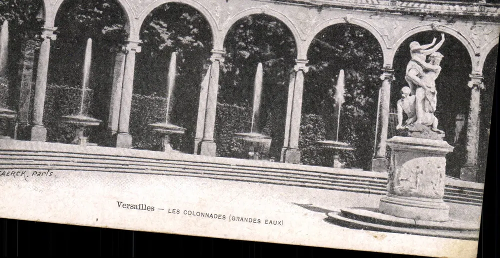 Versalhes — AS COLUNAS (GRANDES ÁGUAS) — Editor ZAERCH, Paris - Frente
