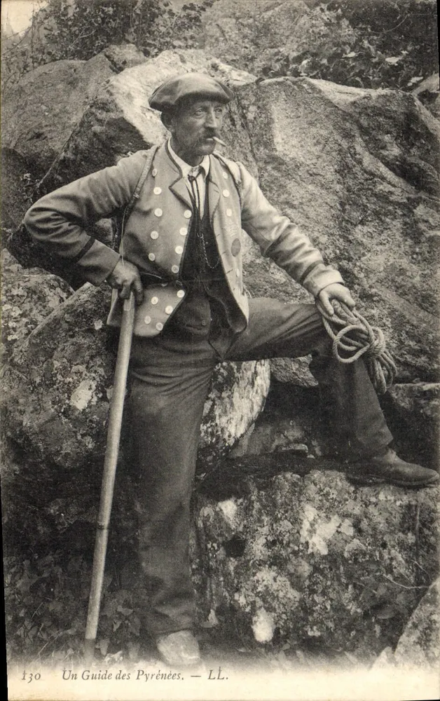Um Guia dos Pirineus — LL. — n°130 - Frente