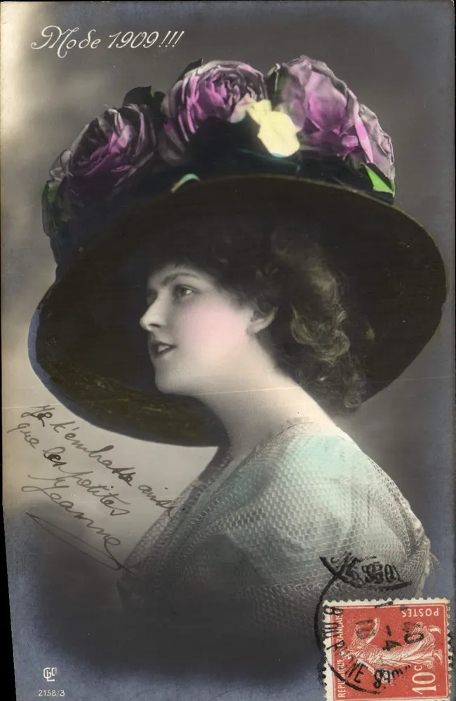 Moda 1909!!! — mulher com chapéu florido — editor GC n°2158/3 - Frente
