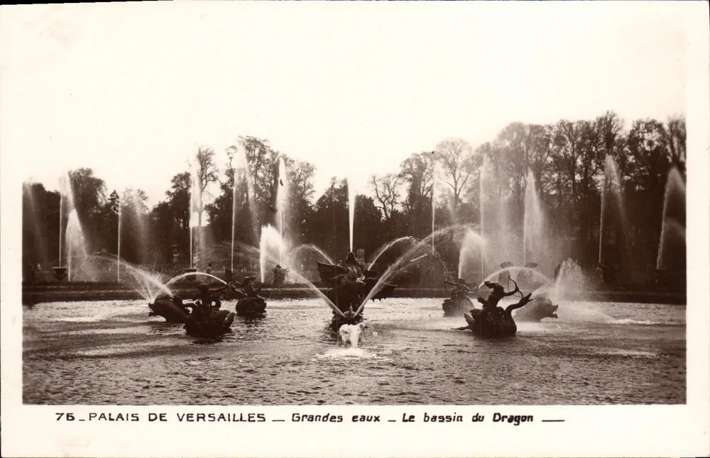 Palast von Versailles — Große Wasserbecken — Das Drachenbecken — Edition der Nationalmuseen - Vorderseite
