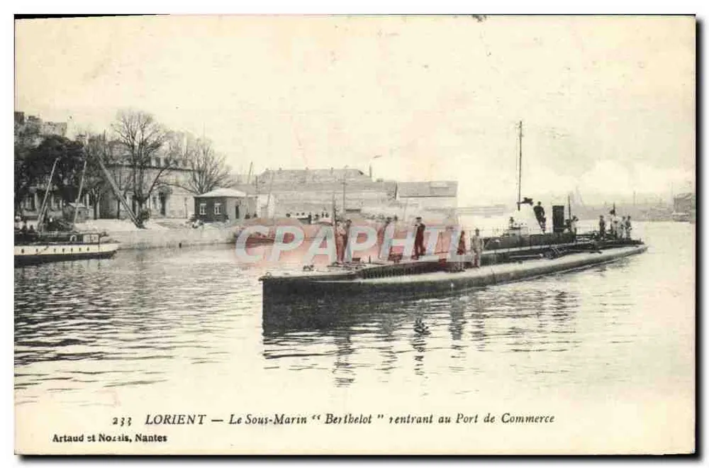 Lorient — Der U-Boot "Berthelot" kehrt zum Hafen der Handelsstadt zurück — Artaud et Nozais, Nantes - Vorderseite