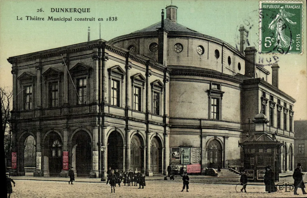 Dunkerque — Das Municipale Theatre, erbaut 1838 — Verlag Coupin - Vorderseite