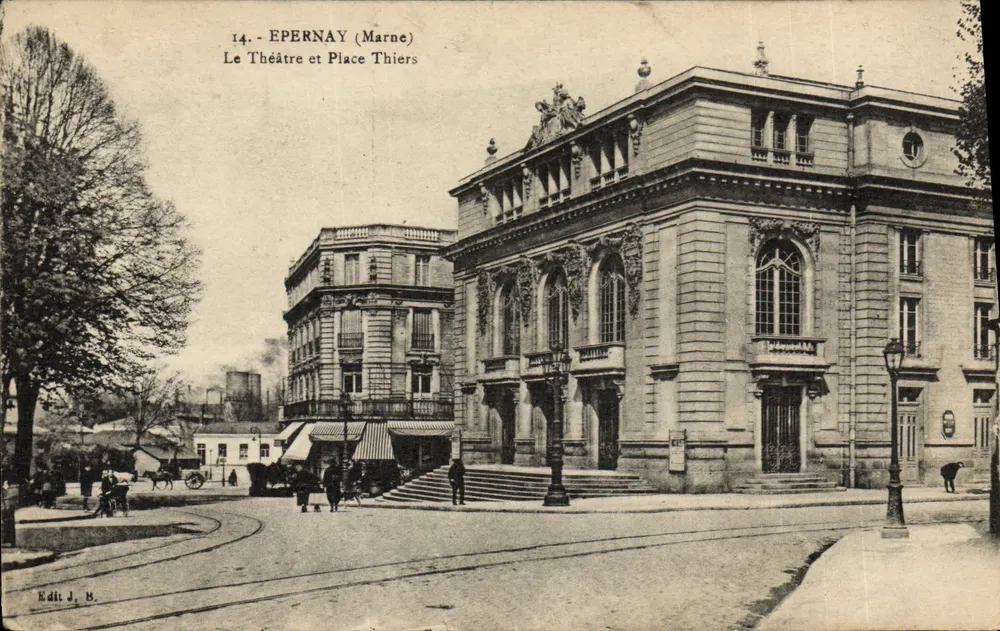 Epernay (Marne) — Il Teatro e Piazza Thiers — Edit. J. B. - Recto