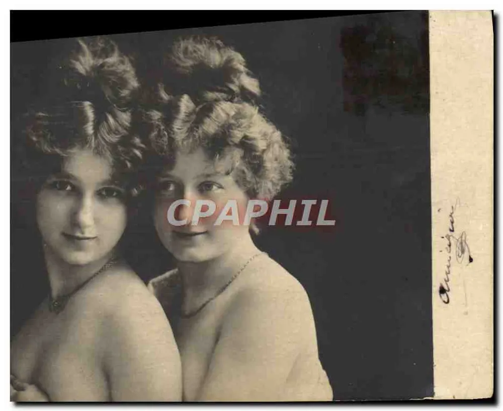Duas jovens mulheres nuas — fotografia — editor Anaisiger - Frente