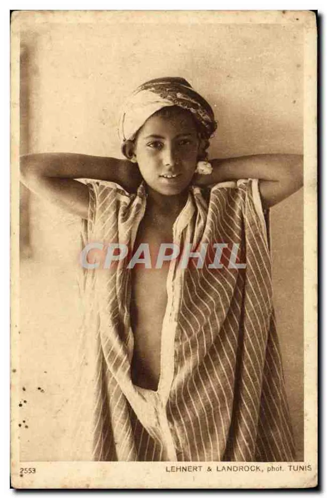 Jovem árabe — Tipos do Oriente, série V, n° 2553 — Lehner & Landrock, fot. Tunis - Frente