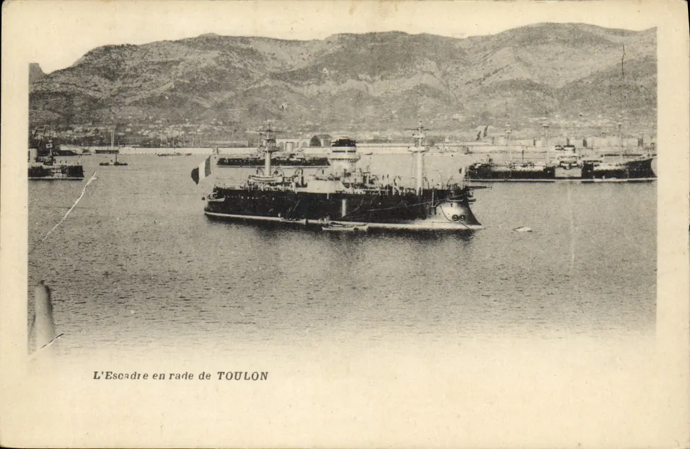 Die Flotte im Hafen von TOULON — Verlag: Grand Magasins du Var, Toulon - Vorderseite