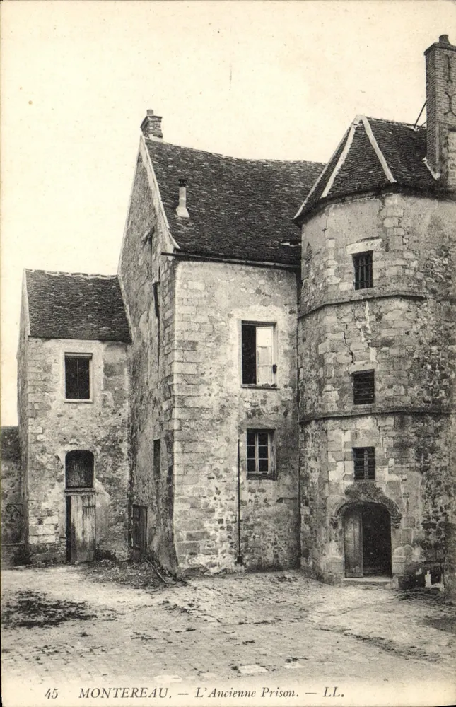 Montereau - A Antiga Prisão — LL. - Frente