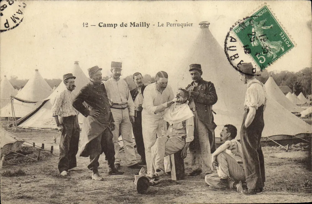 Campo de Mailly - O Barbeiro — 12 — Editor: Bazin Militaire A. Niep - Frente