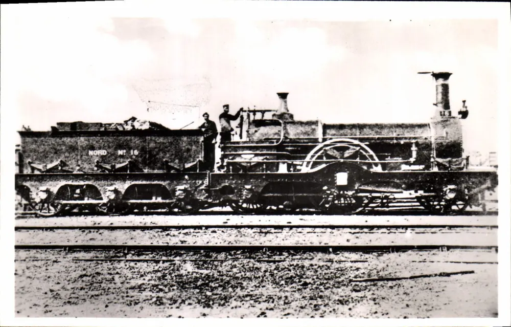 Dampflokomotive Nr. 16 — Compagnie du Nord — Typ Sturrock — Sharp und Roberts — Album 1866 B.N. Cah. des Estampes - Vorderseite