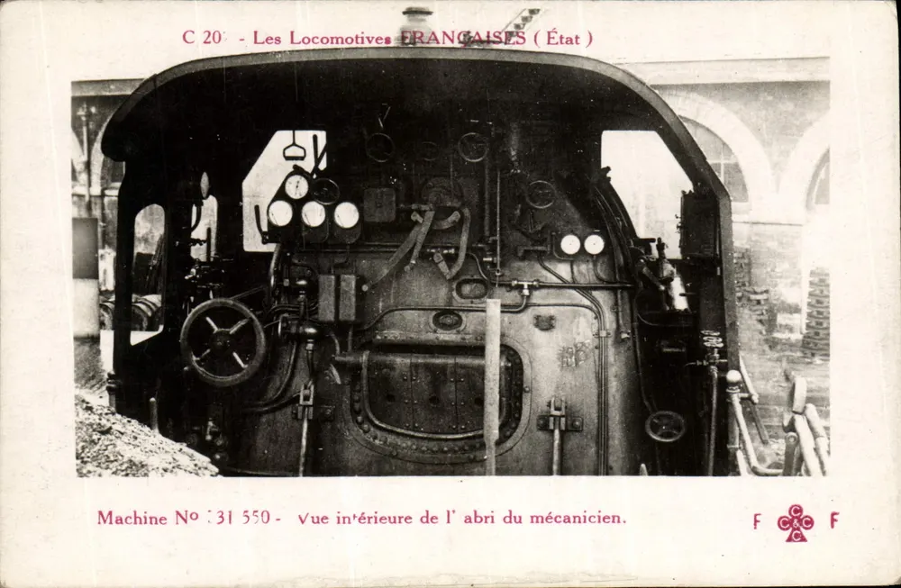 Innenansicht des Mechanikeraufenthaltsraums — Maschine Nr. 31 550 — Les Locomotives Françaises (État) - Vorderseite