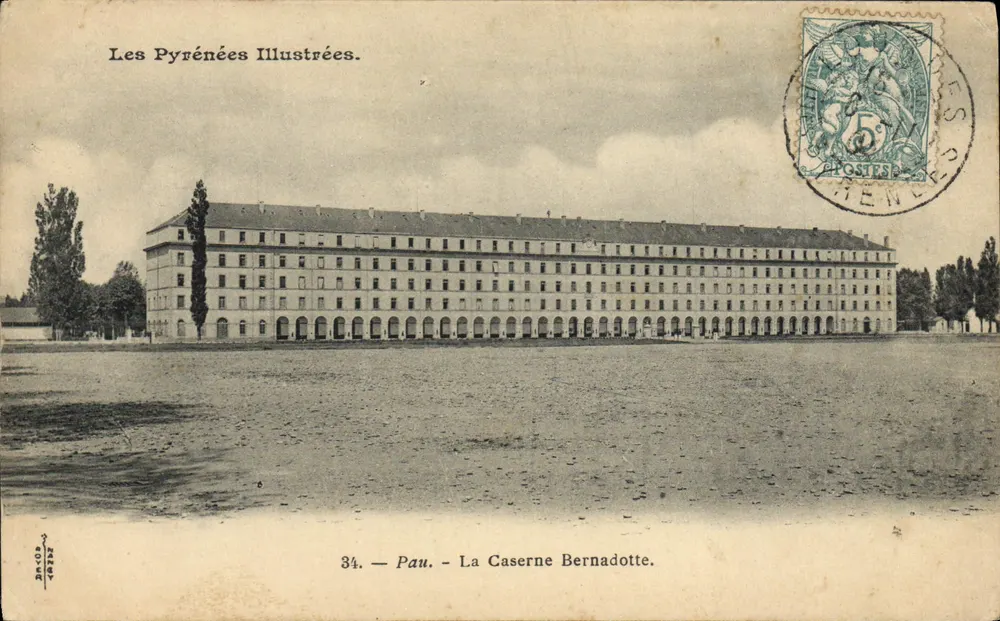 Pau — Die Kaserne Bernadotte — Les Pyrénées Illustrées, n°34 - Vorderseite