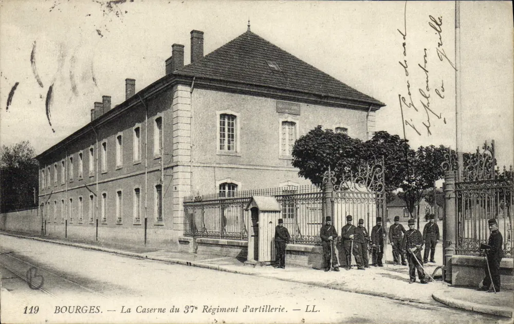 Bourges — Die Kasernen des 37. Artillerieregiments — LL. Nr. 119 - Vorderseite
