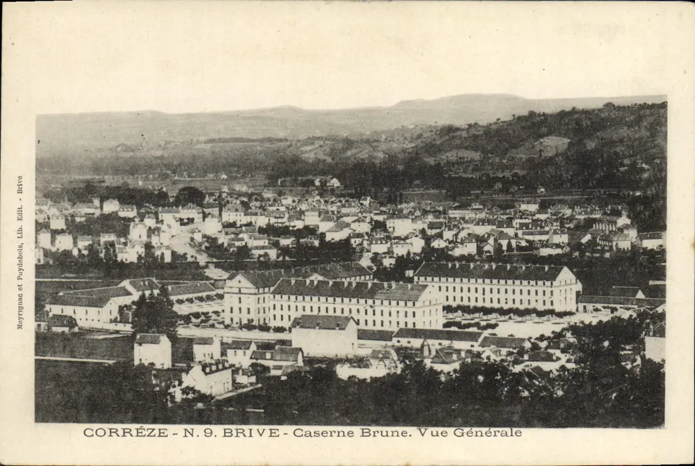Brive-la-Gaillarde - Casa de Soldados Brune. Vista Geral — Moyrignac et Pyrèbois, Lib. Edit. - Brive, N.9 - Frente