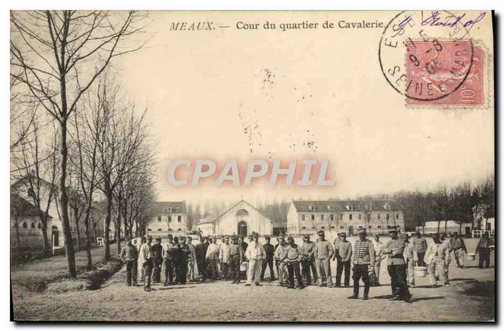 Meaux — Cour du quartier de Cavalerie - Vorderseite