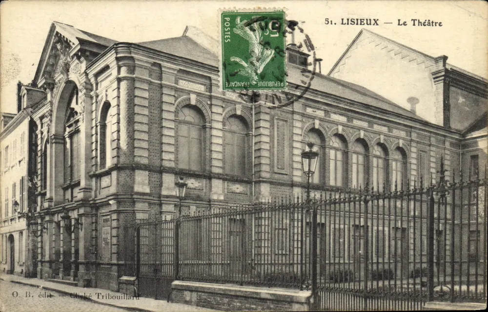 Lisieux — O Teatro — O. B., editor — cliché Tribouillard - Frente