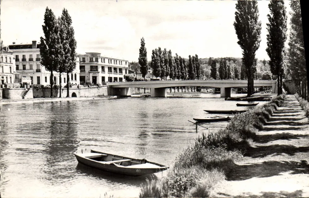 Ufer der Insel der Seine und der Pont « Jeanne-d'Arc » — Massy, Essonne — Verlag Hodbert - Vorderseite