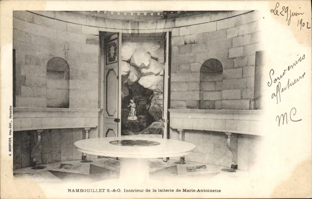 Innenraum der Milchstube von Marie-Antoinette — Rambouillet S.&O. — A. BOURCER, Verleger, Versailles - Vorderseite