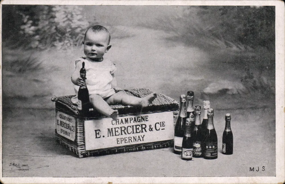 Bebê em um cesto de champanhe — E. Mercier & Cie, Epernay — J. Rollet, Epernay - Frente