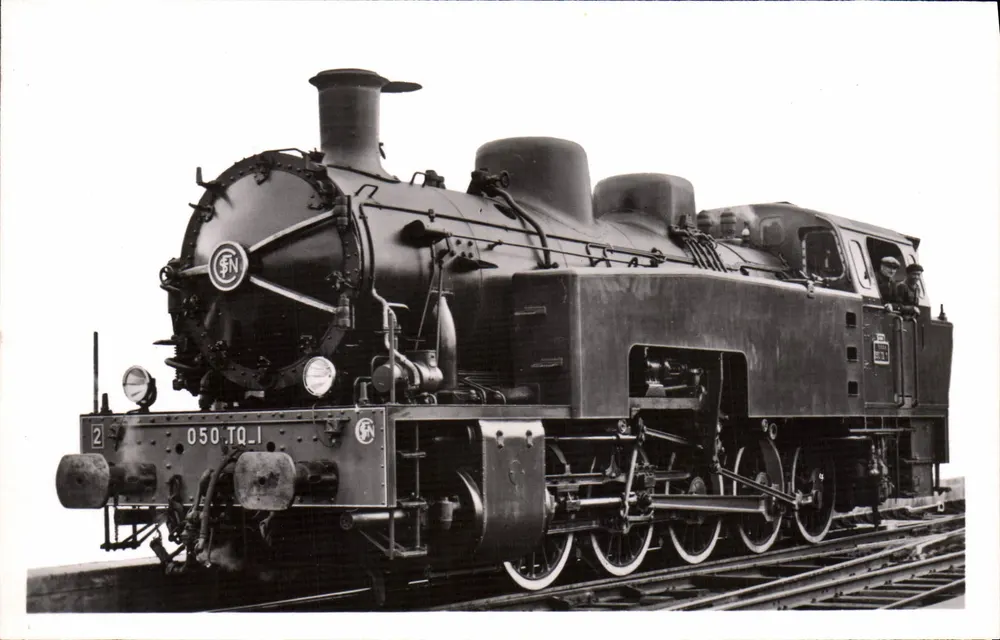 Locomotiva-tender 050 TQ — Série 2 — S.N.C.F. - Frente