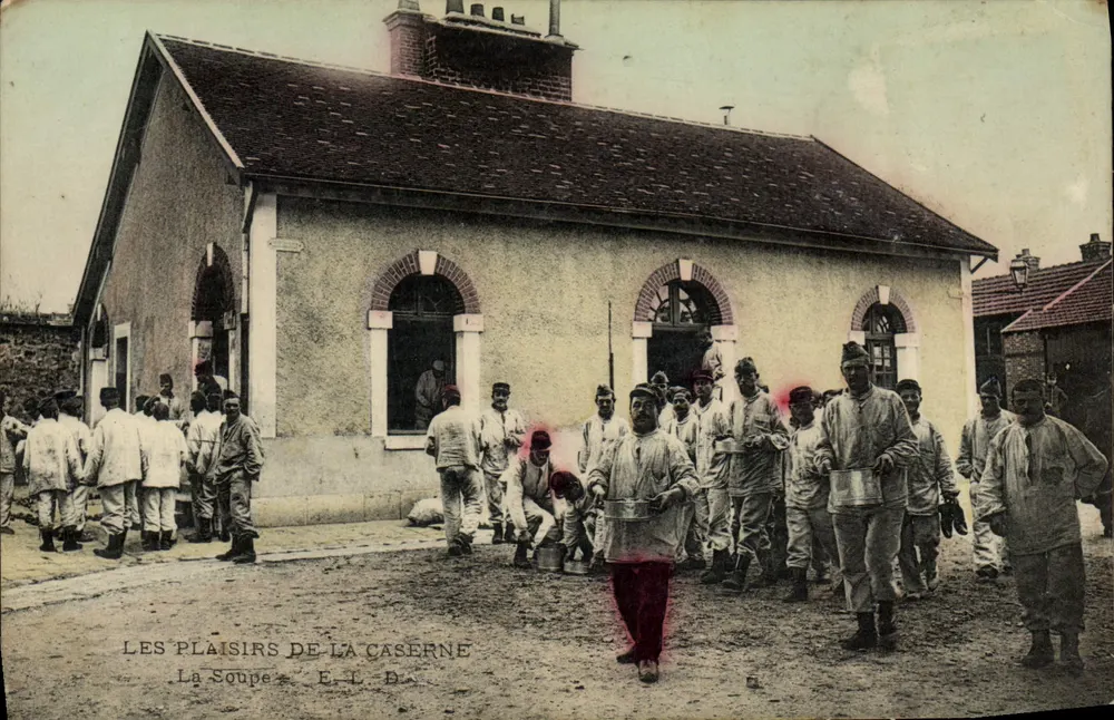 Les plaisirs de la caserne — distribution de la soupe — éditeur E.L.D. - Frente