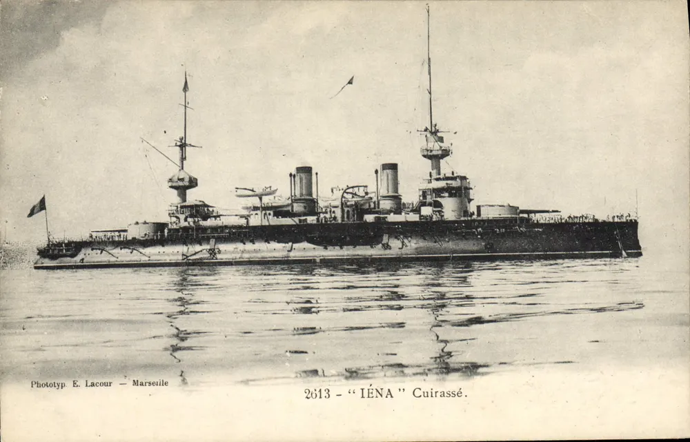 Navio de guerra — O encouraçado IÉNA — Fototipia E. Lacour - Marselha, n° 2613 - Frente