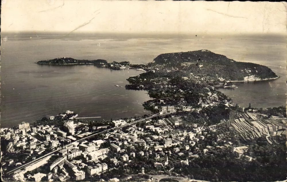 Beaulieu und Cap Ferrat — Panoramablick — Éditions S.E.P.T. - 25, bd Garbella - NICE - Vorderseite