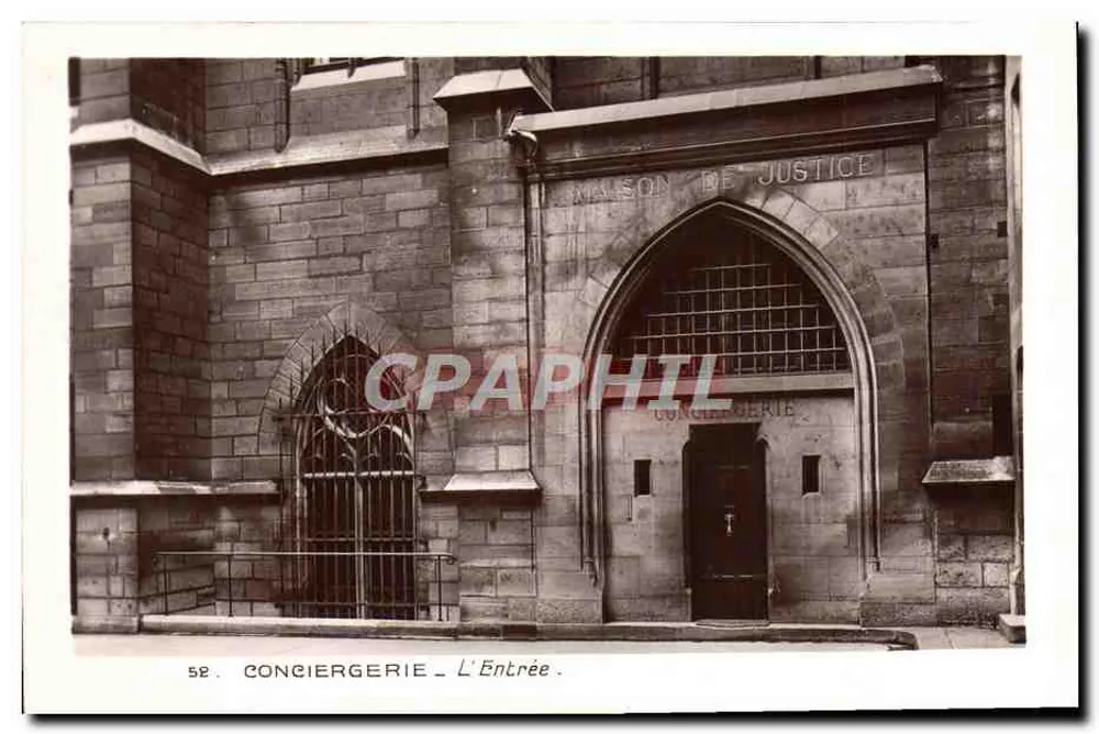 Conciergerie — A Entrada — Edição dos Monumentos Históricos do Grand Palais - Frente