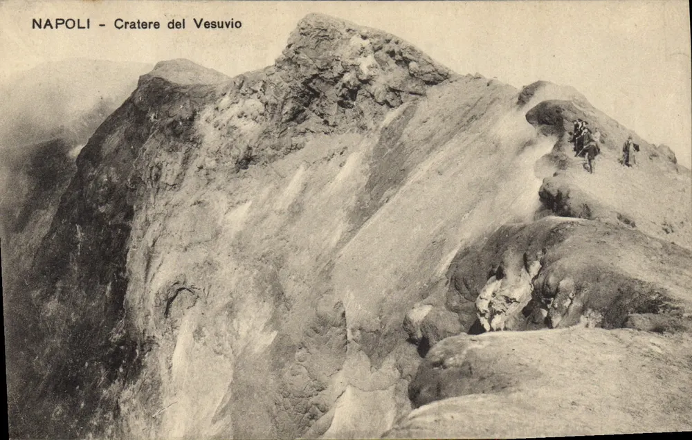 NAPOLI - Cratère do Vesúvio — vista do cratère do Vesúvio com visitantes — editor Ragozino, n° 23030 - Frente