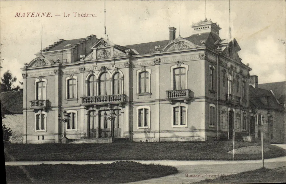 Mayenne — O Teatro — Mousset, Grand'Ance - Frente