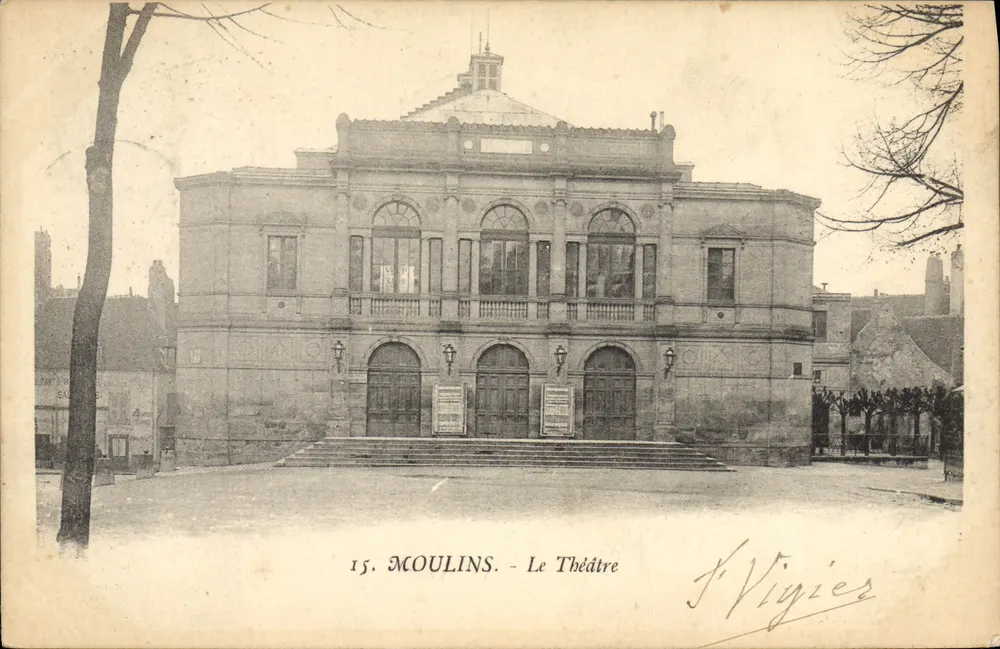 Moulins — O Teatro — F. Vigies - Frente