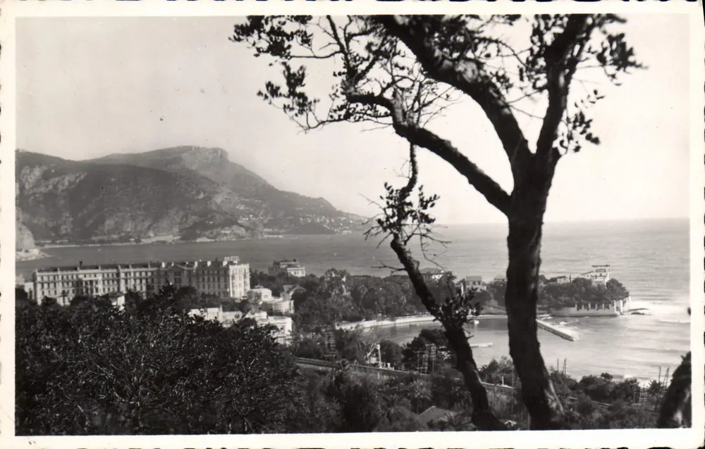 Beaulieu-sur-Mer — Panoramablick — Edition RUMA Paris - Vorderseite