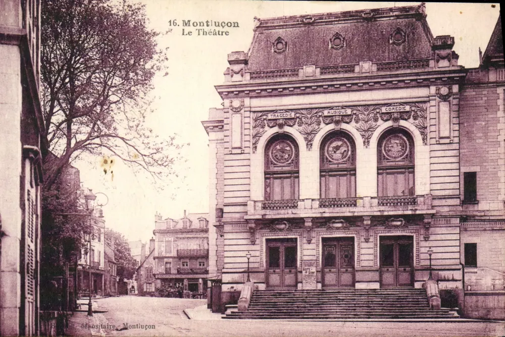 Montluçon — O Teatro — depósito de Montluçon - Frente