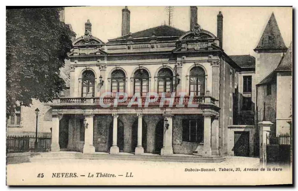 Nevers — O Teatro — Dubois-Bonnot, Tabacs, 23, Avenida da Estação - Frente