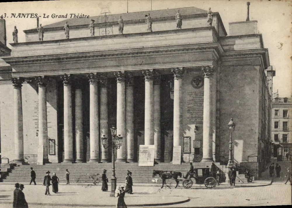 NANTES - Das Grand Theatre — architektonische Ansicht — unbekannter Verlag, Nr. 43 - Vorderseite
