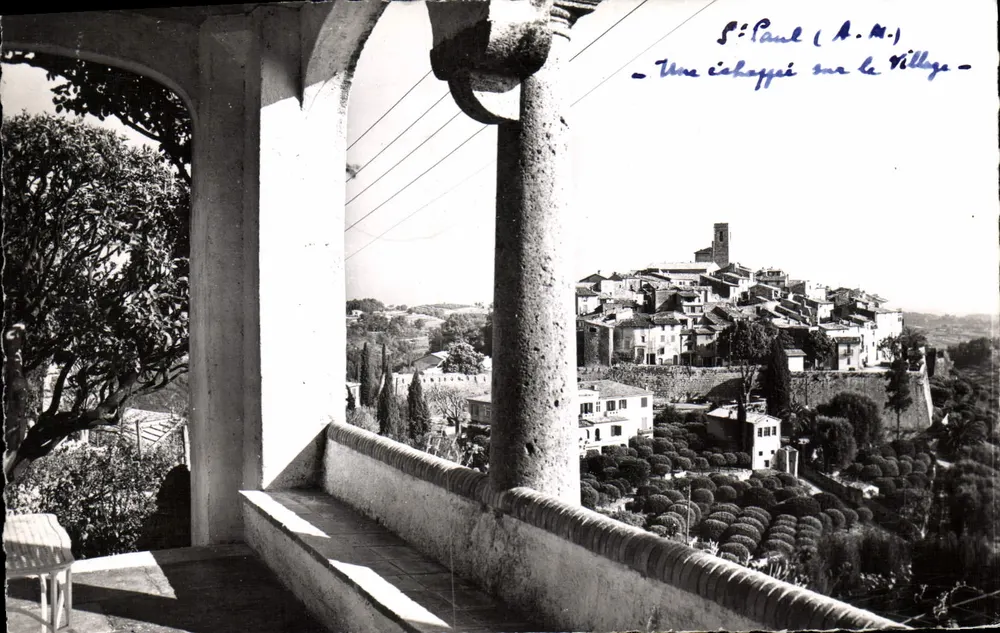 Saint-Paul (Alpes-Maritimes) — Uma vista do Village — Edições Le Menestrel - Frente