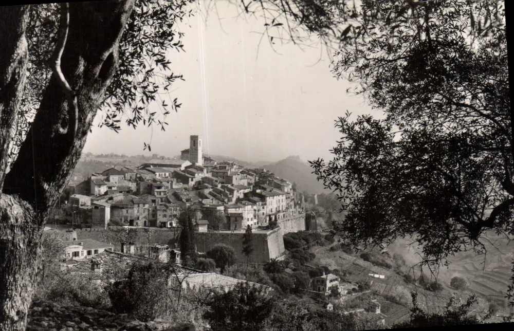 Saint-Paul-de-Vence — vue à travers les oliviers — Éditions S.E.P.T. - 2, rue de Paris - Nice - Vorderseite