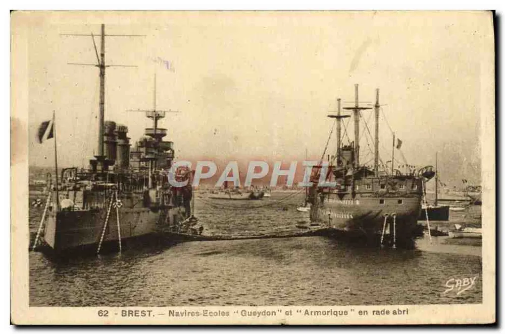 Brest — Schulschiffe « Gueydon » und « Armoric » im geschützten Hafen — Gaby - Vorderseite
