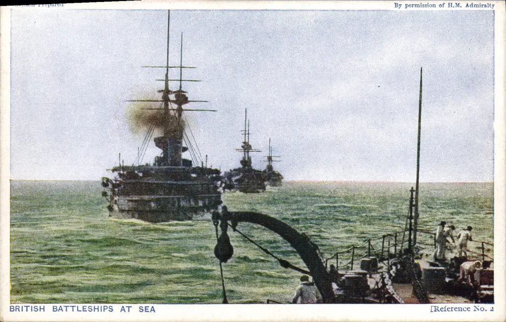 Britische Schlachtschiffe auf See — Referenznummer 2 — Photochrom Co. Ltd. - Vorderseite
