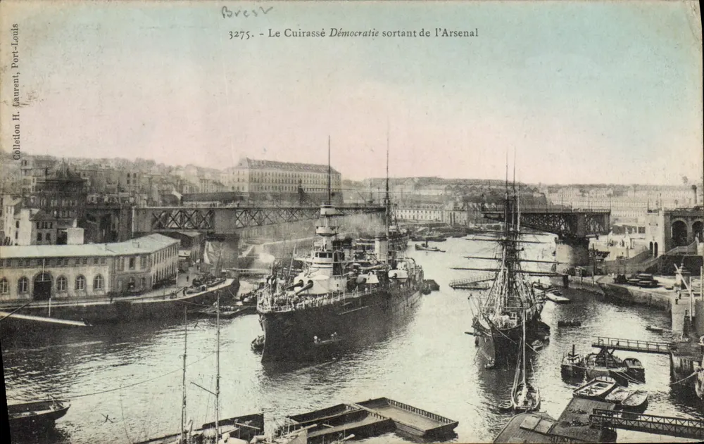 Der Panzerkreuzer Demokratie verlässt die Werft — Hafen von Brest — Verlag H. Laurent, n° 3275 - Vorderseite