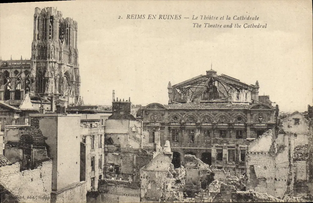 Reims in Ruinen — Das Theater und die Kathedrale — Altheiland, Verlag, Reims - Vorderseite