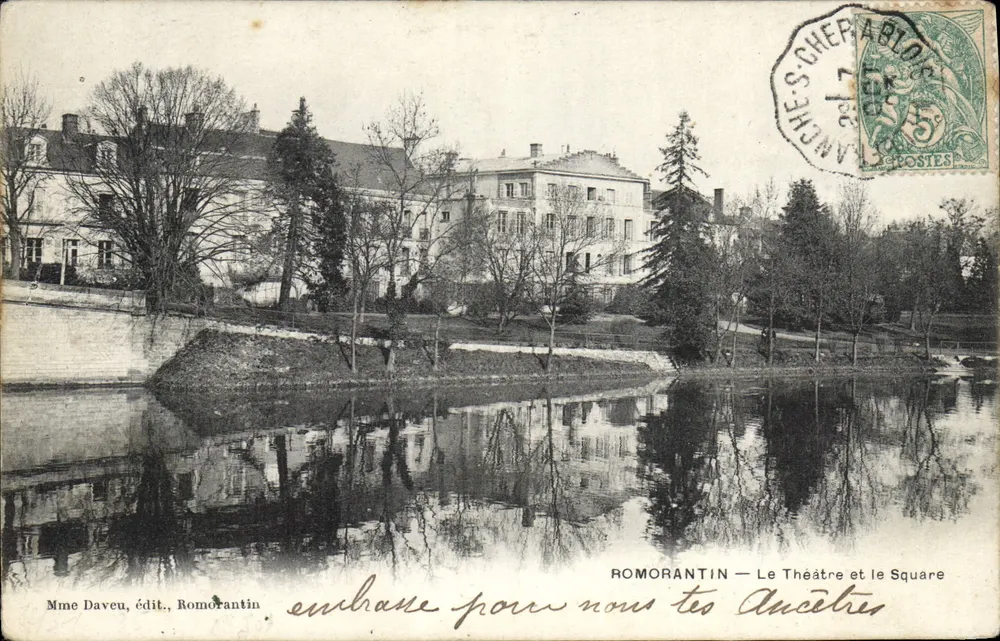 Romorantin — O Teatro e o Passeio Público — Mme Daveu, edit., Romorantin - Frente