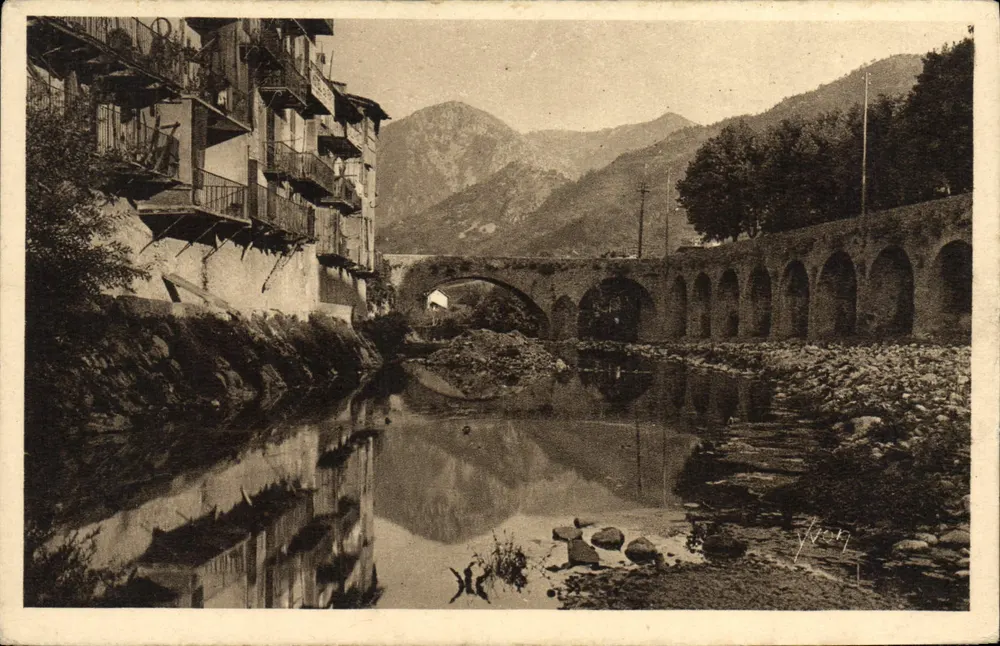 Sospel — Alter Brücke, alte Häuser am Bèvèra — La Douce France, Nr. 220 - Vorderseite