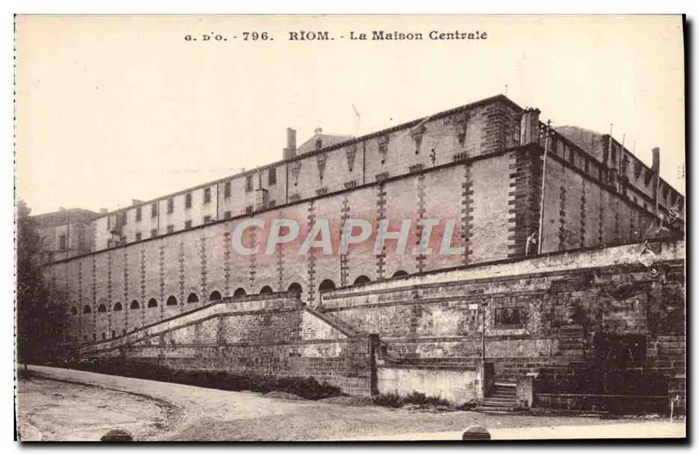 Riom - A Casa Central — G. D'O. n°796 - Frente