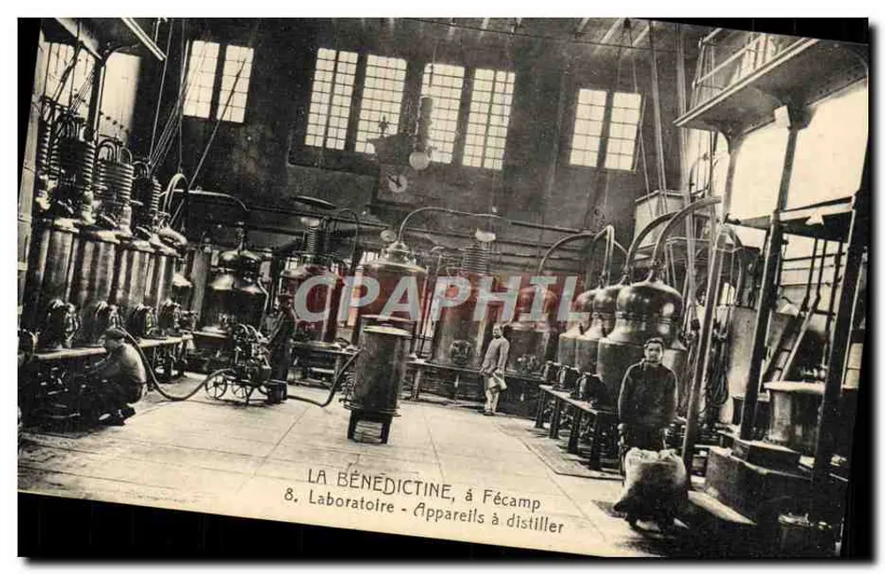 La Bénédictine, in Fécamp — Destillerie — Apparate — Nr. 8 - Vorderseite