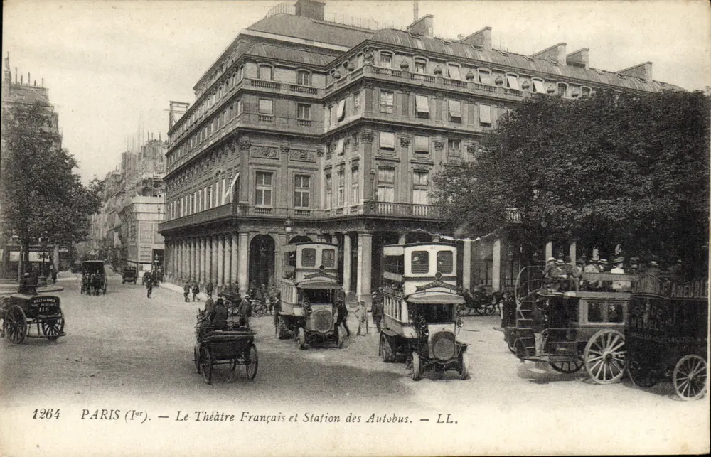 Paris (1.) — Das Französische Theater und Busbahnhof — LL. - Vorderseite