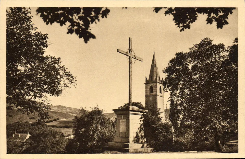 Notre-Dame du Laus (Hautes-Alpes) — Kreuz von Jerusalem und Glockenturm der Basilika — Eigentum der Missionare - Vorderseite