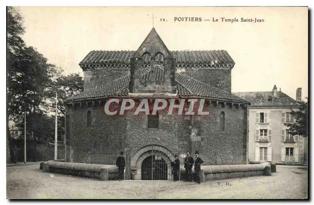 Poitiers — O Templo de São João — V. D. - Frente